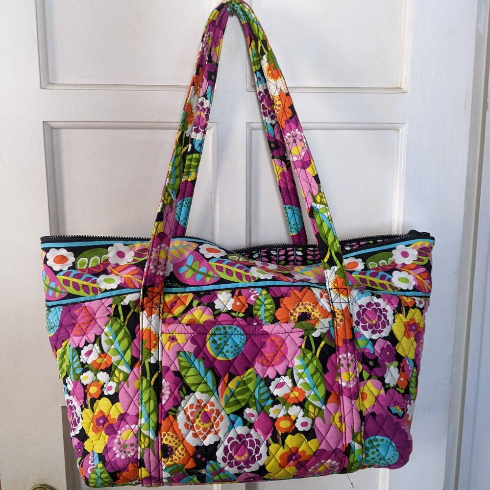 Large Vera Bradley Bag